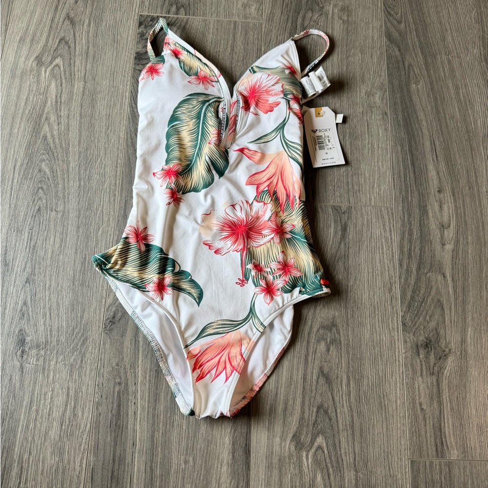 Roxy Tropical Floral Women’s One Piece Swimsuit NWT